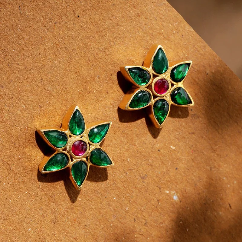 Diamond Stud Earrings for Luxury -92.5 Silver Green Kundan Flower Stud Earrings