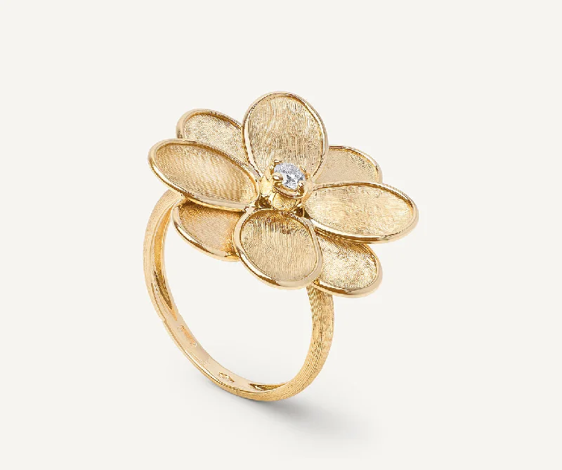 Women’s rings with fluorite stones for hues -18K Yellow Gold Flower Ring with Diamond Center