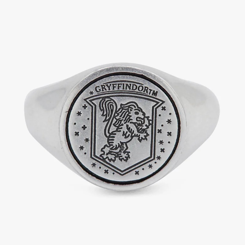 Women’s signet rings with bold family crests -Gryffindor™ Class Ring