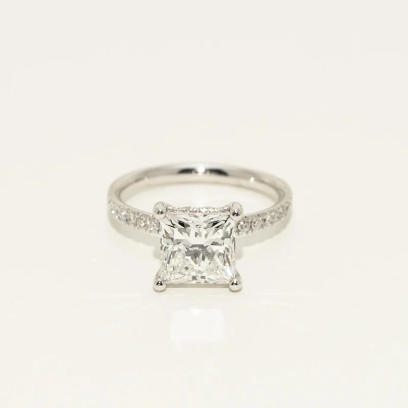 Women’s vintage-style rings with oxidized finish -Princess Cut Lab Grown Diamond Engagement Ring in Platinum (3 1/3ct tw)